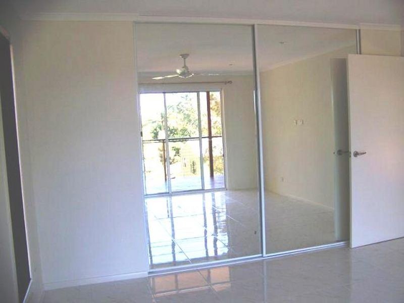 12 Glen Street, Macleay Island QLD 4184