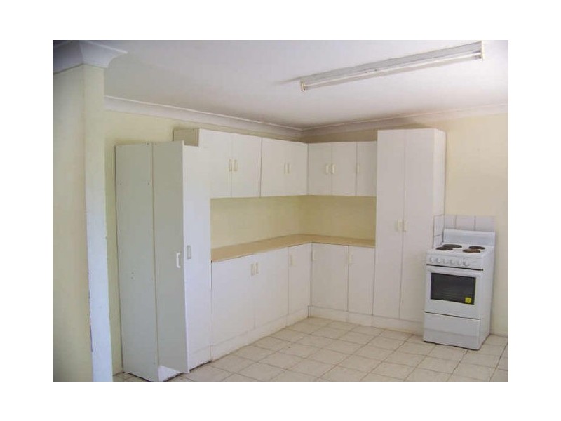 36 Scarborough Tce, Macleay Island QLD 4184