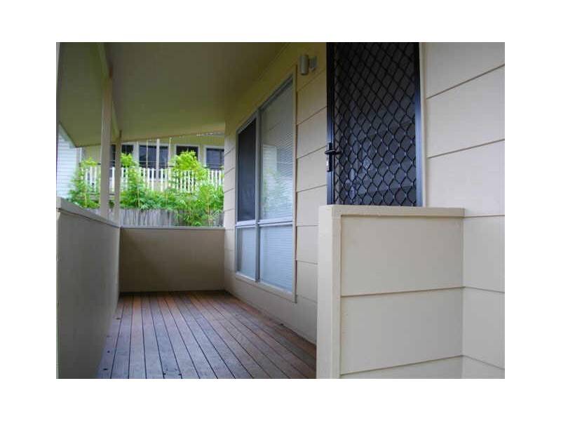 8 Coombe Avenue, Hope Island QLD 4212