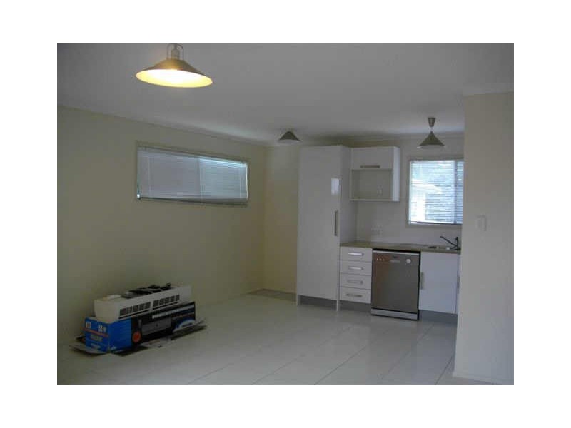 8 Coombe Avenue, Hope Island QLD 4212