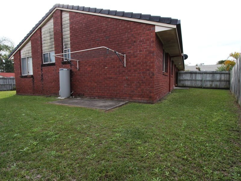 2/6 Pamela Court, Labrador QLD 4215