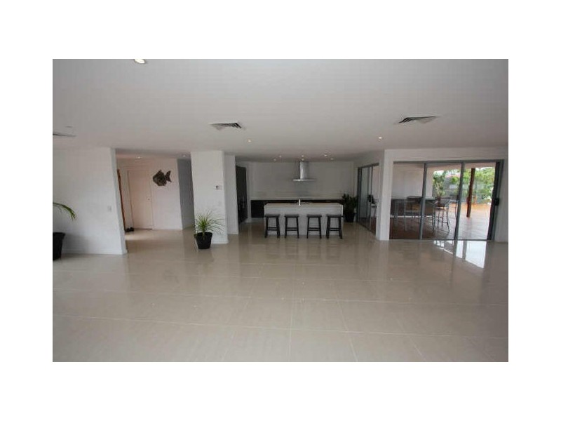 Paradise Point QLD 4216