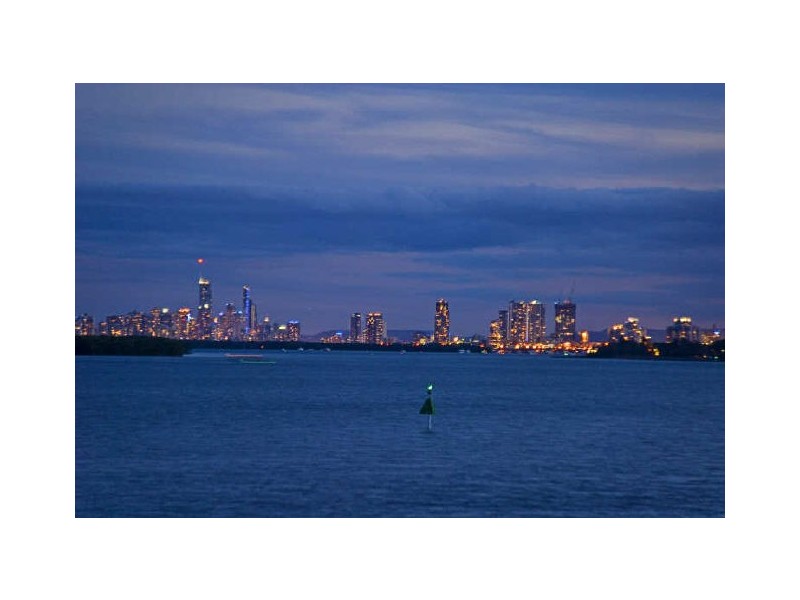 Sovereign Islands QLD 4216