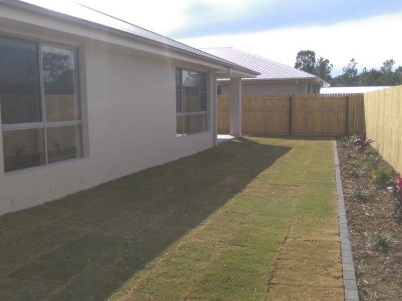 9 Blossom Street, Yarrabilba QLD 4207