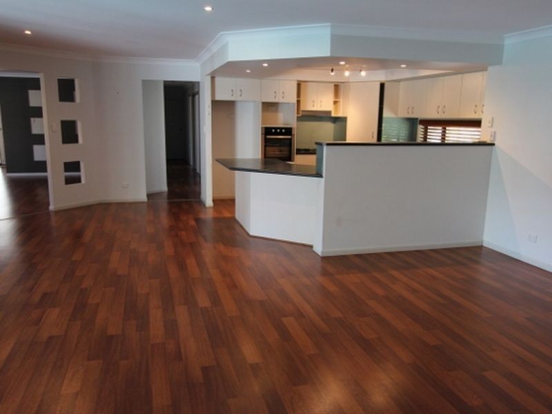1 Shoe Street, Hope Island QLD 4212