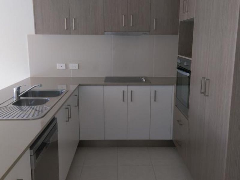 18 Treeline Circuit, Yarrabilba QLD 4207