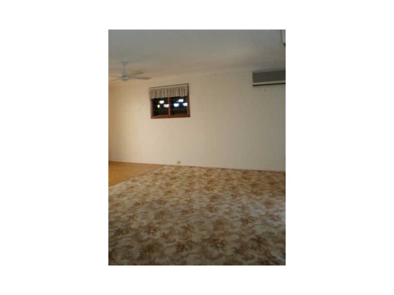 19 Sunbird Avenue, Paradise Point QLD 4216