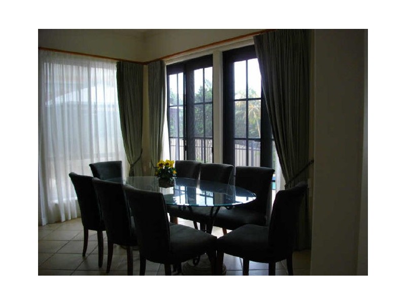 20 The Peninsula Sovereign Island, Paradise Point QLD 4216