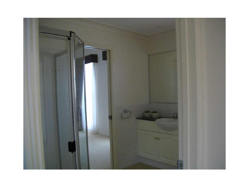 20 The Peninsula Sovereign Island, Paradise Point QLD 4216