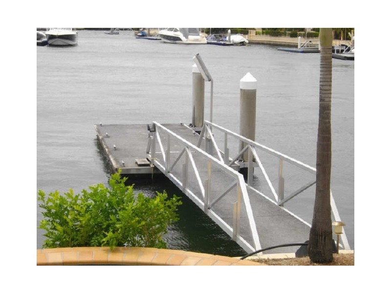 20 The Peninsula Sovereign Island, Paradise Point QLD 4216