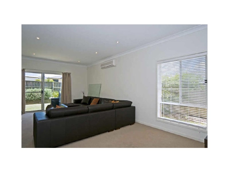 Molendinar QLD 4214