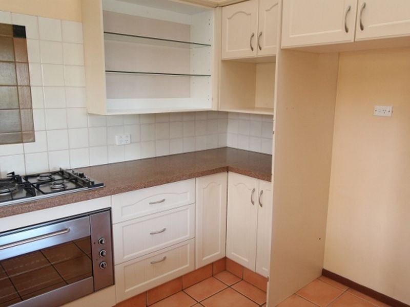 77 Plateau Crescent, Carrara QLD 4211