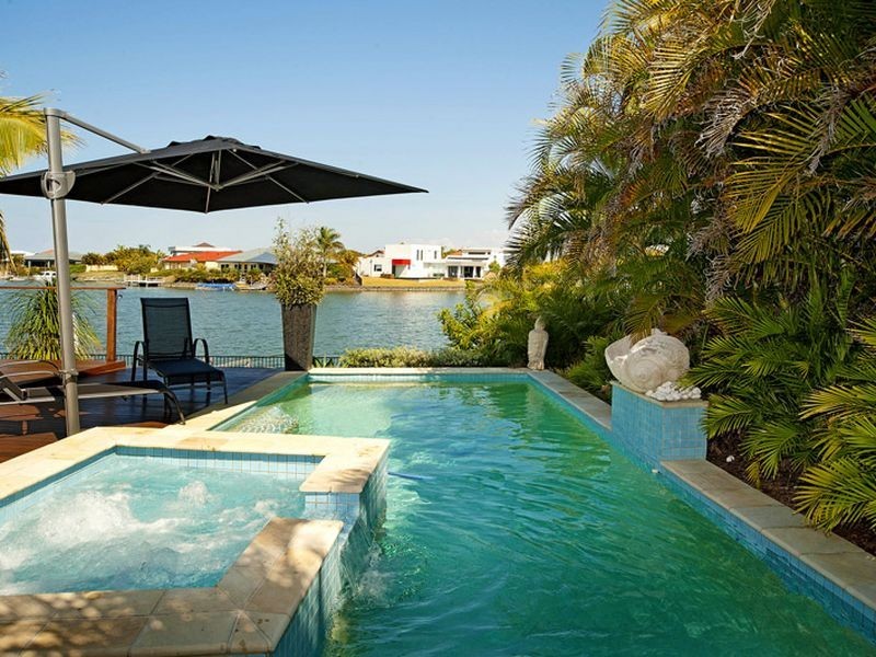 64 The Peninsula, Helensvale QLD 4212