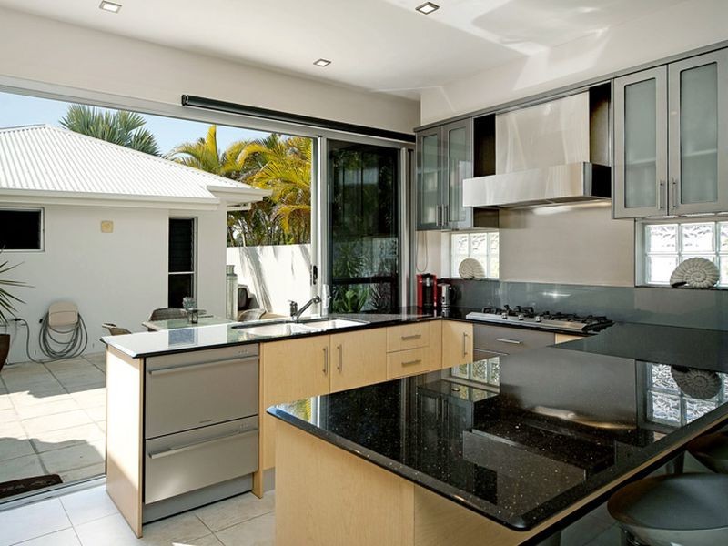 64 The Peninsula, Helensvale QLD 4212
