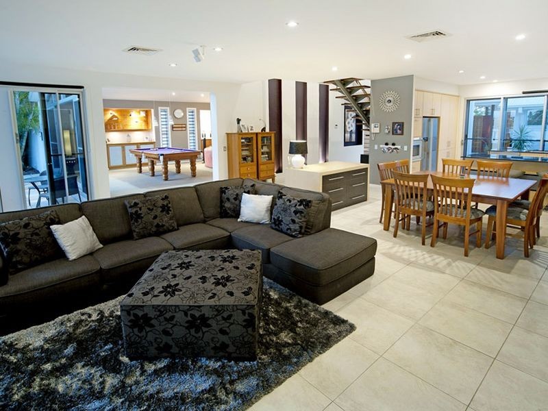 64 The Peninsula, Helensvale QLD 4212