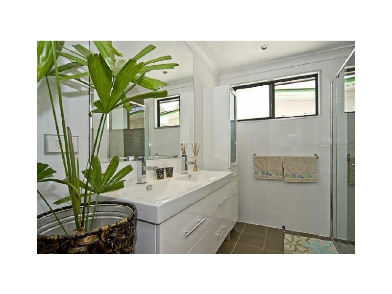 Coombabah QLD 4216