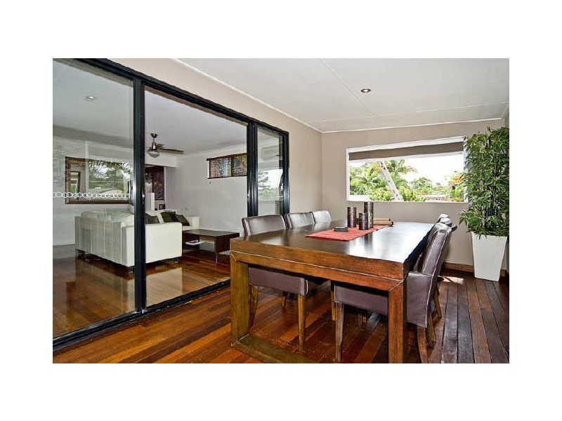 Coombabah QLD 4216
