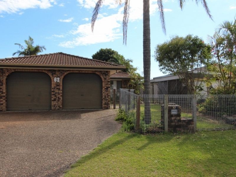 62 Lakefield Crescent, Paradise Point QLD 4216