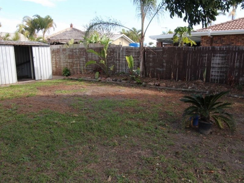 62 Lakefield Crescent, Paradise Point QLD 4216