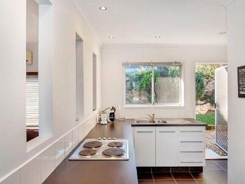 9 Louise Street, Southport QLD 4215