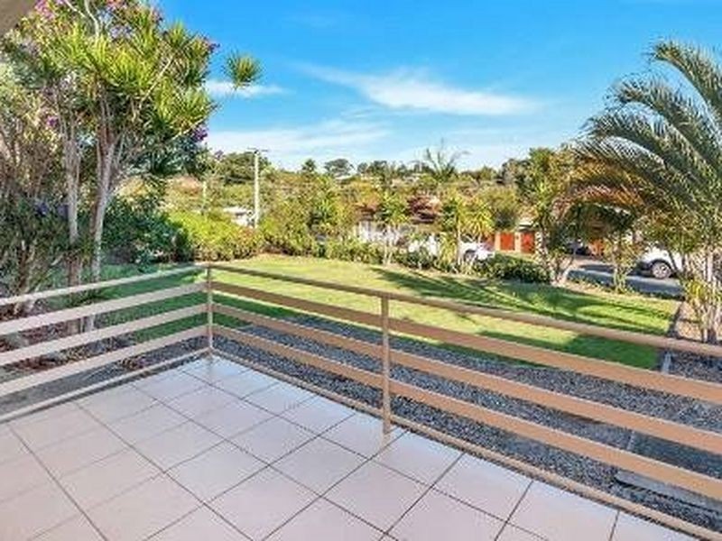 9 Louise Street, Southport QLD 4215