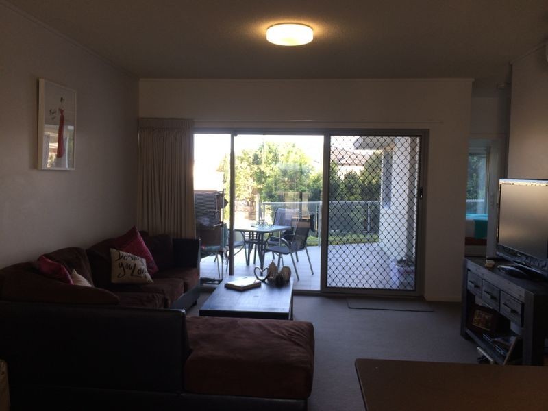 9/137 Scottsdale Drive, Robina QLD 4226