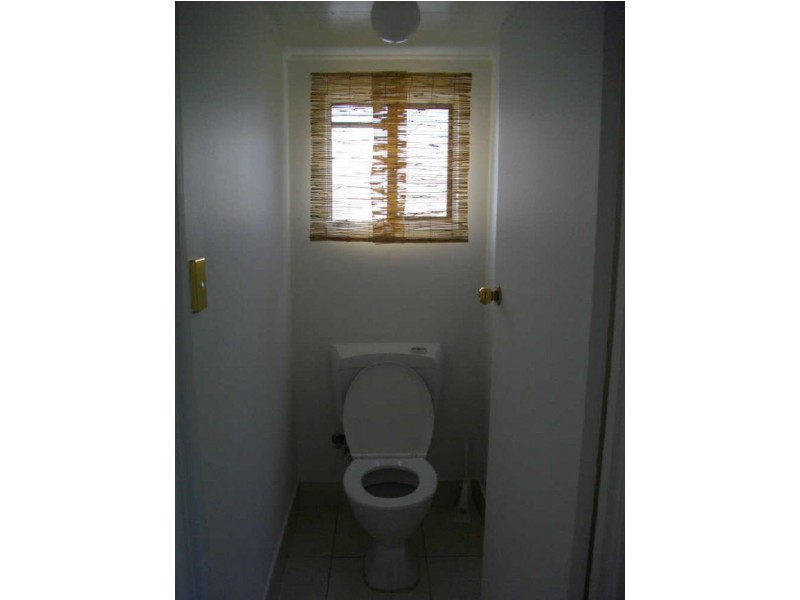 1/16 Nankeen Avenue, Paradise Point QLD 4216