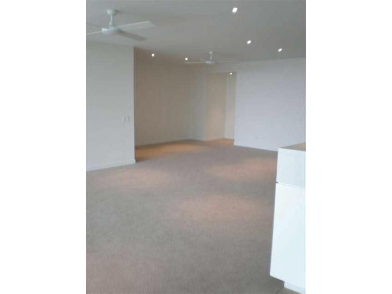 7206/323 Bayview Street, Hollywell QLD 4216