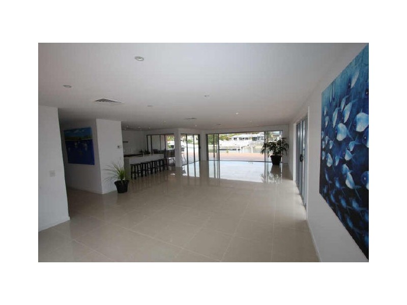 12 Drysdale Place, Paradise Point QLD 4216