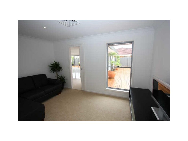12 Drysdale Place, Paradise Point QLD 4216
