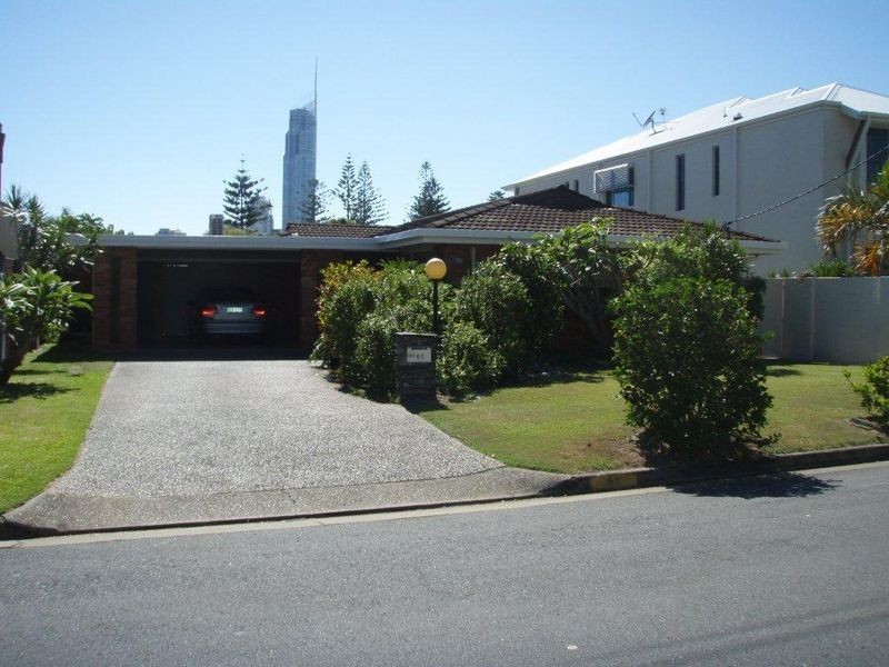 61 Gibraltar Drive, Isle Of Capri QLD 4217