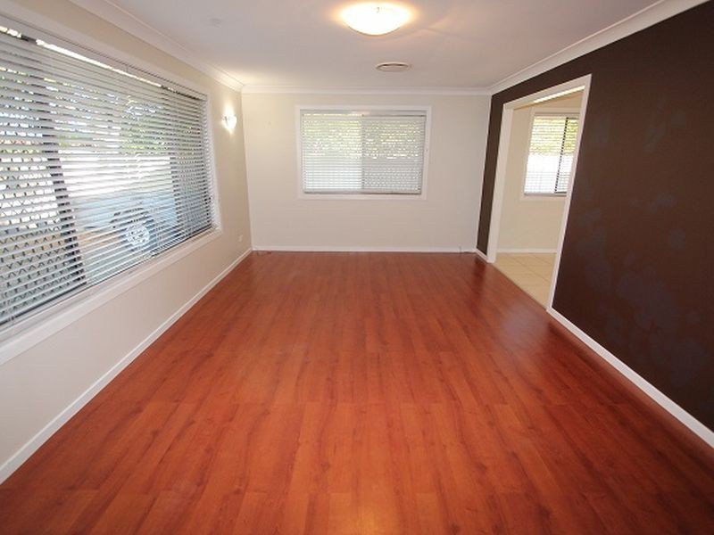 40 Tradewinds Avenue, Paradise Point QLD 4216