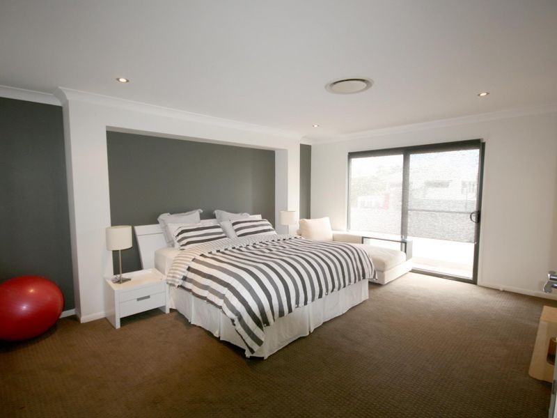 3 Fleetwood Court, Helensvale QLD 4212