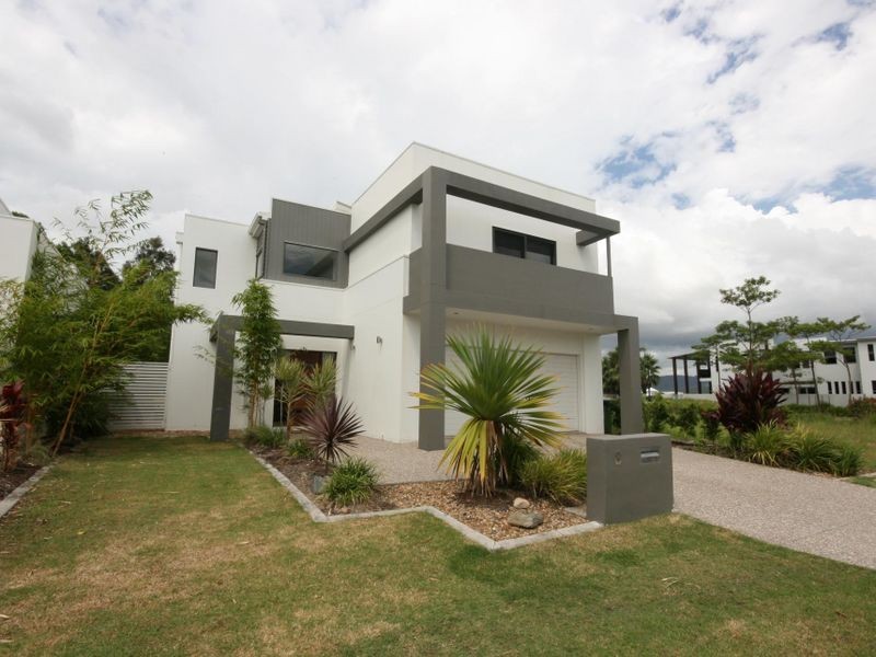 3 Fleetwood Court, Helensvale QLD 4212