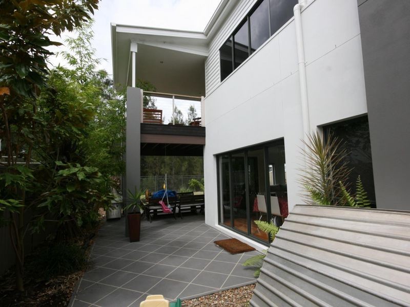 3 Fleetwood Court, Helensvale QLD 4212