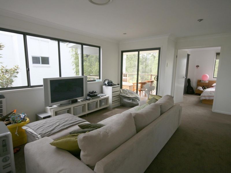 3 Fleetwood Court, Helensvale QLD 4212