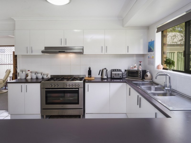 84 Columbus Drive, Hollywell QLD 4216