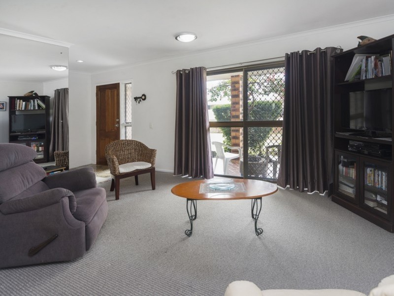 84 Columbus Drive, Hollywell QLD 4216