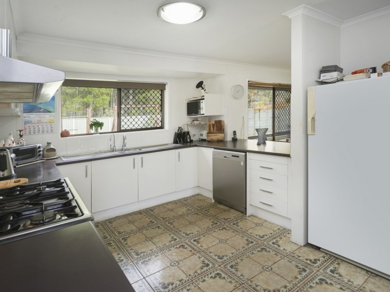 84 Columbus Drive, Hollywell QLD 4216