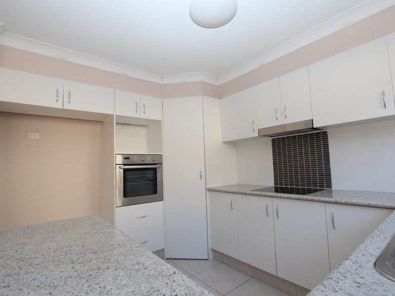 8B Judith Avenue, Southport QLD 4215