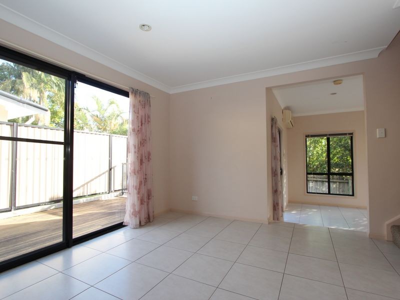 8B Judith Avenue, Southport QLD 4215