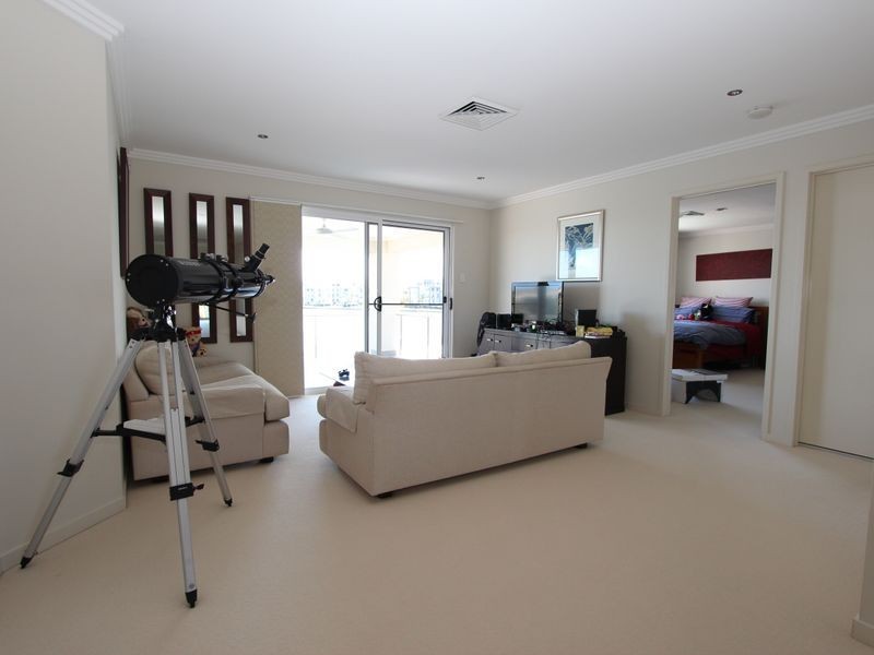 8 Palladium Boulevard, Hope Island QLD 4212