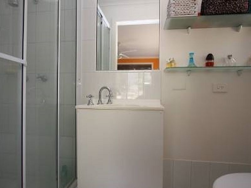 25 Forrest Avenue, Molendinar QLD 4214