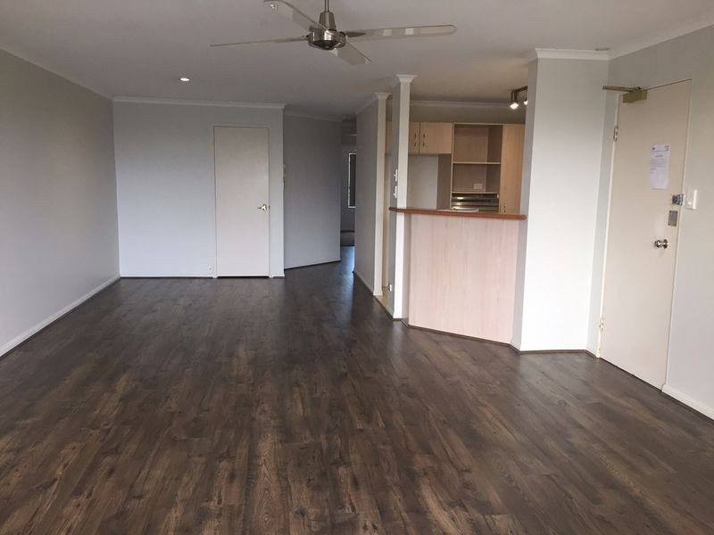 17/18 Jennifer Avenue, Runaway Bay QLD 4216