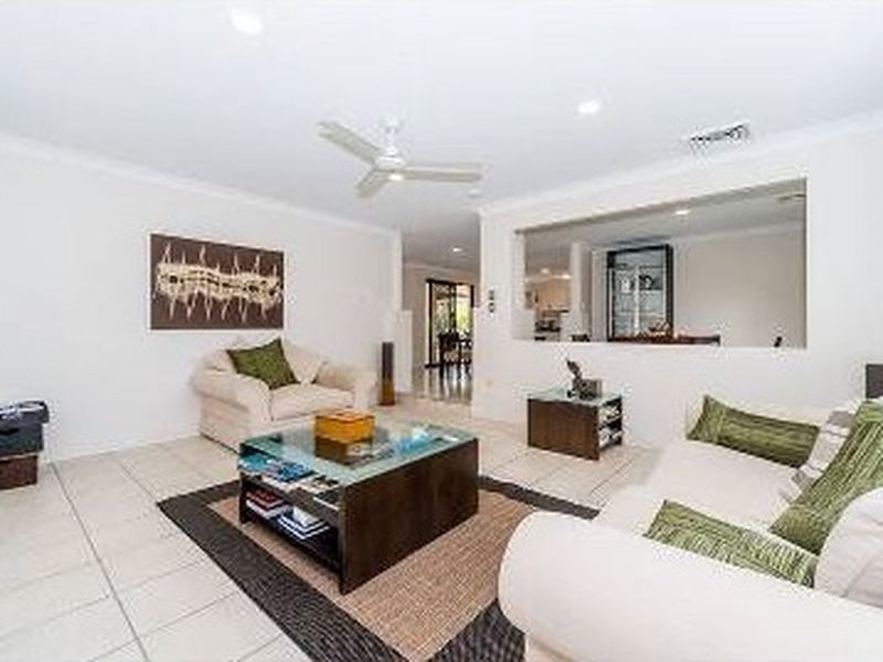 83 Burrendong Road, Coombabah QLD 4216