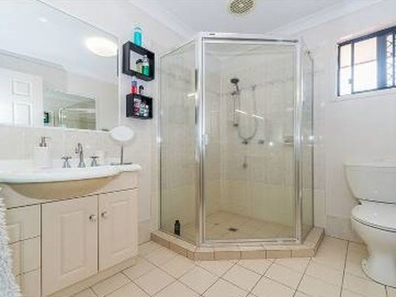 83 Burrendong Road, Coombabah QLD 4216