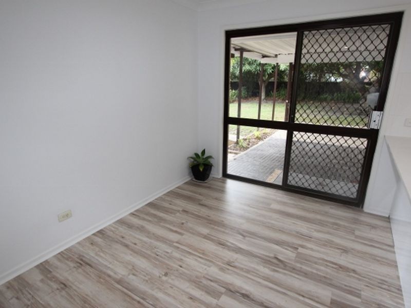 7 Blaxland Avenue, Paradise Point QLD 4216