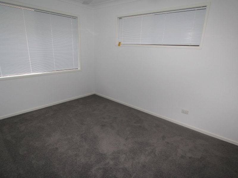 7 Blaxland Avenue, Paradise Point QLD 4216