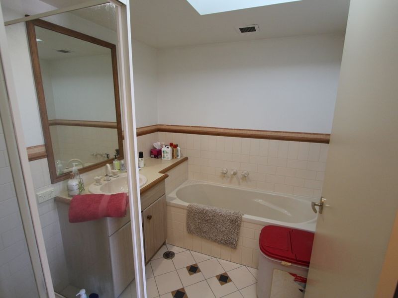 12/18 Jennifer Avenue, Runaway Bay QLD 4216