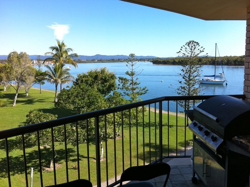 7/8 Paradise Parade, Paradise Point QLD 4216